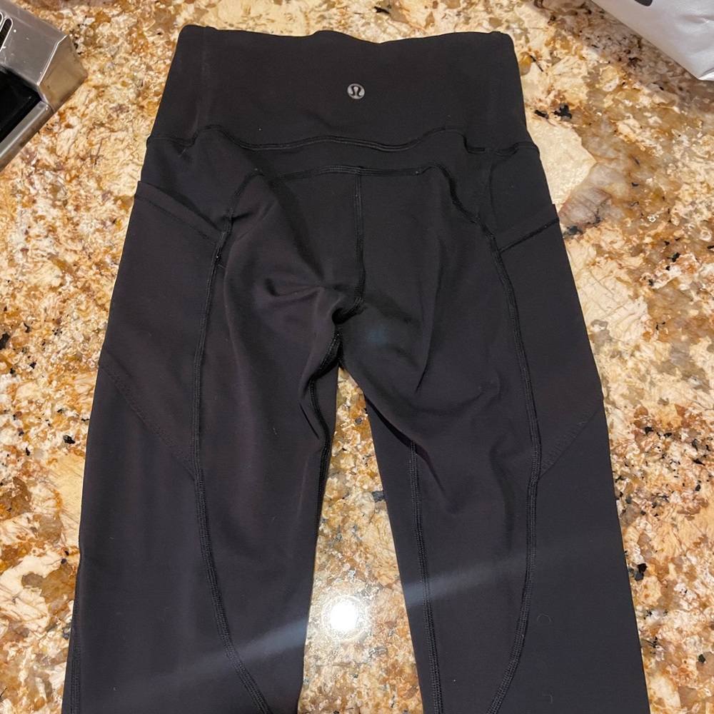 Lululemon align black leggings with side pockets like new